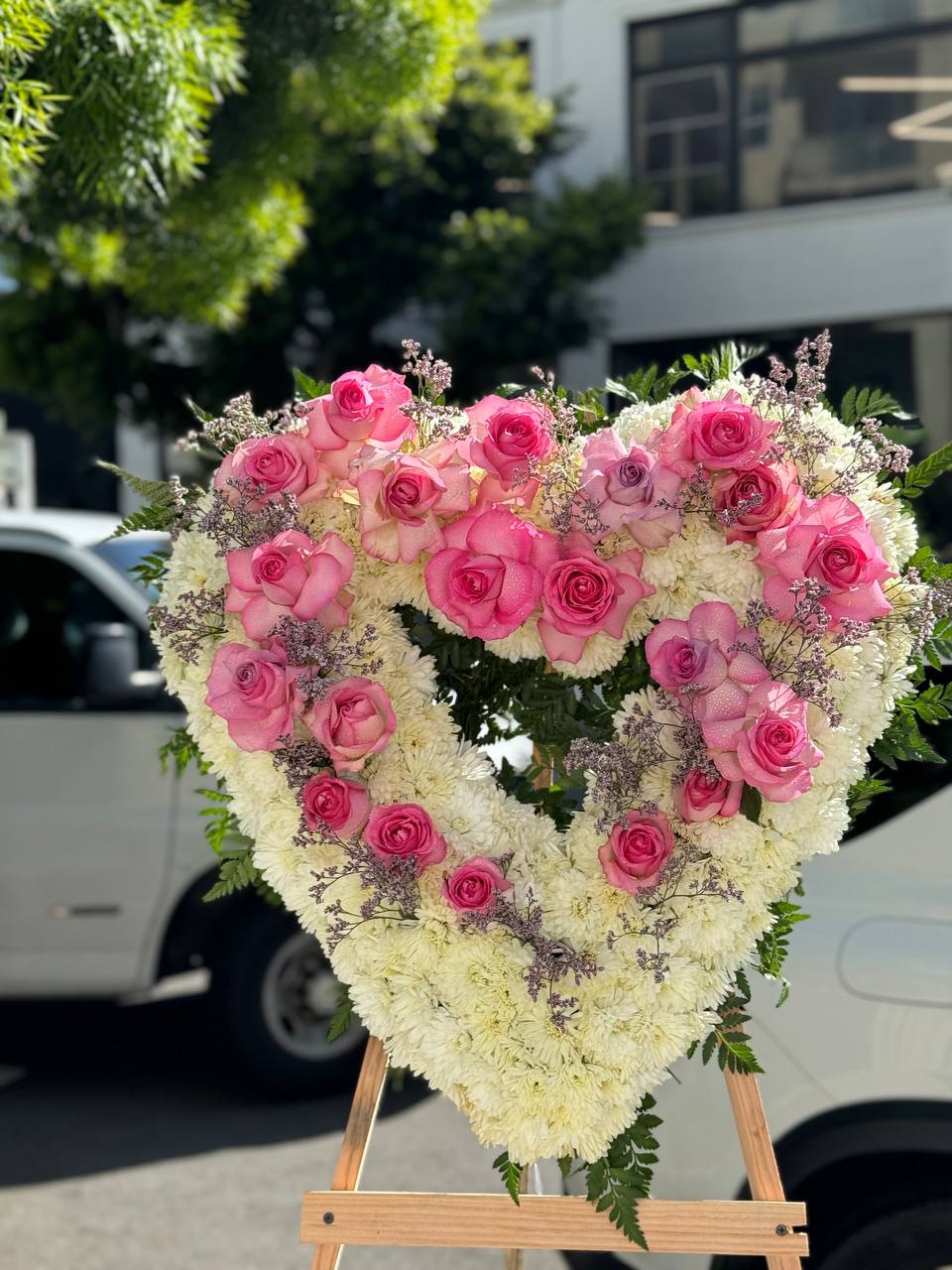 Sympathy Heart Pink - Los Angeles Florist - Pink Clover