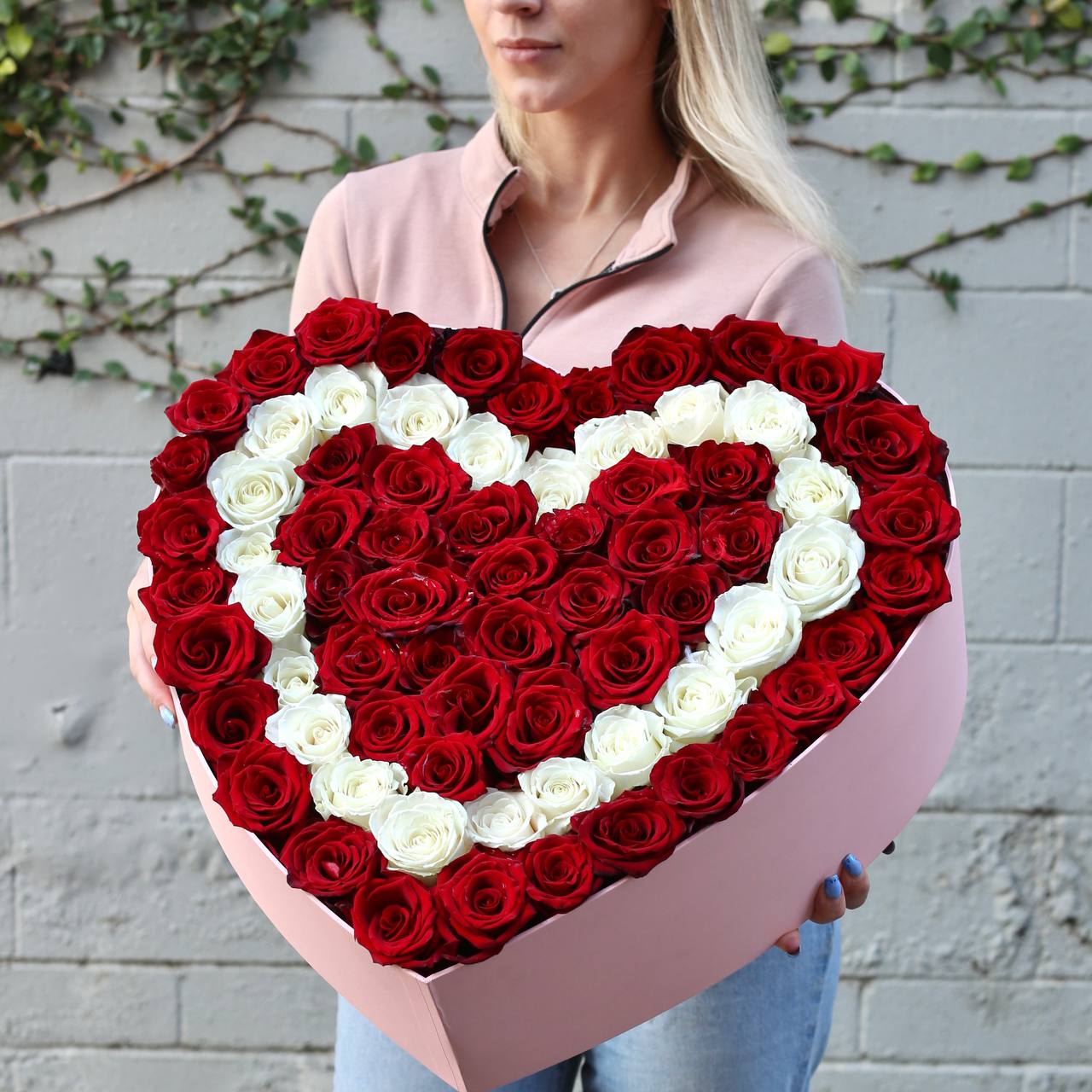 Large heart box - Los Angeles Florist - Pink Clover