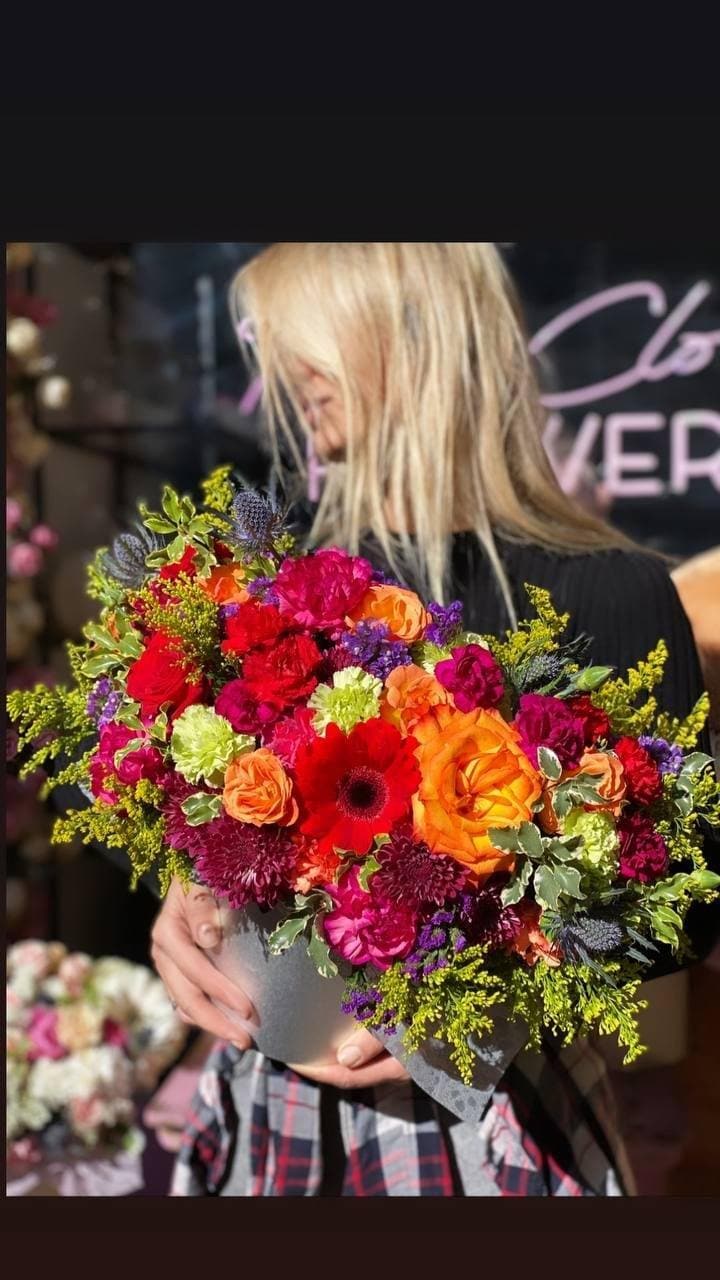 Oliveira - Los Angeles Florist - Pink Clover