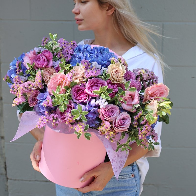 Glow — pink roses arrangement in a pink box