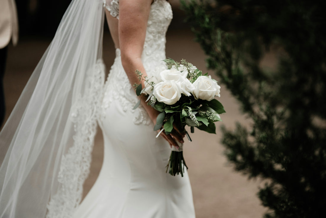 Wedding florals — bridal bouquet and ceremony flowers